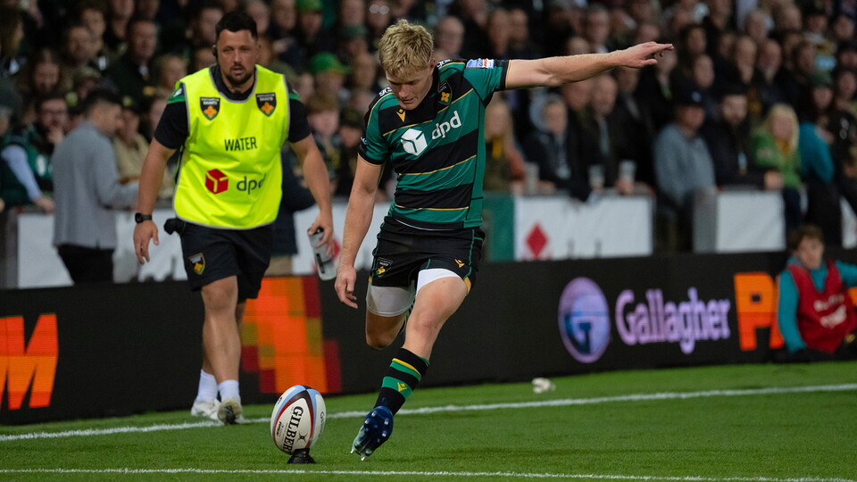 Fin Smith of Northampton Saints