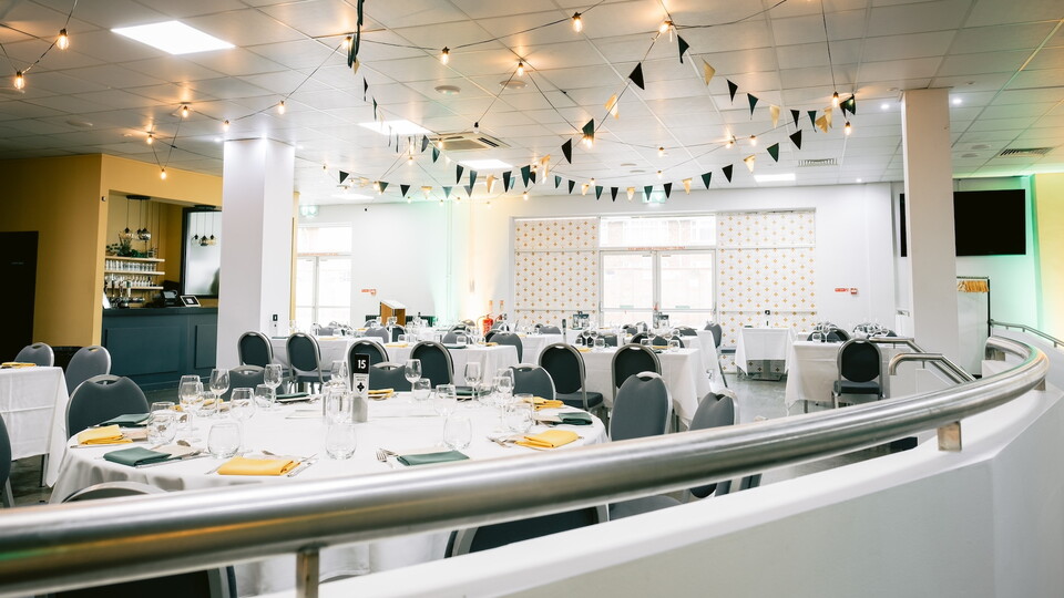 The Heroes Restaurant at Franklin's Gardens