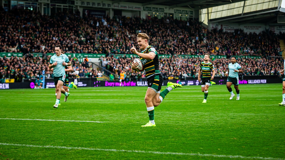 Fin Smith of Northampton Saints