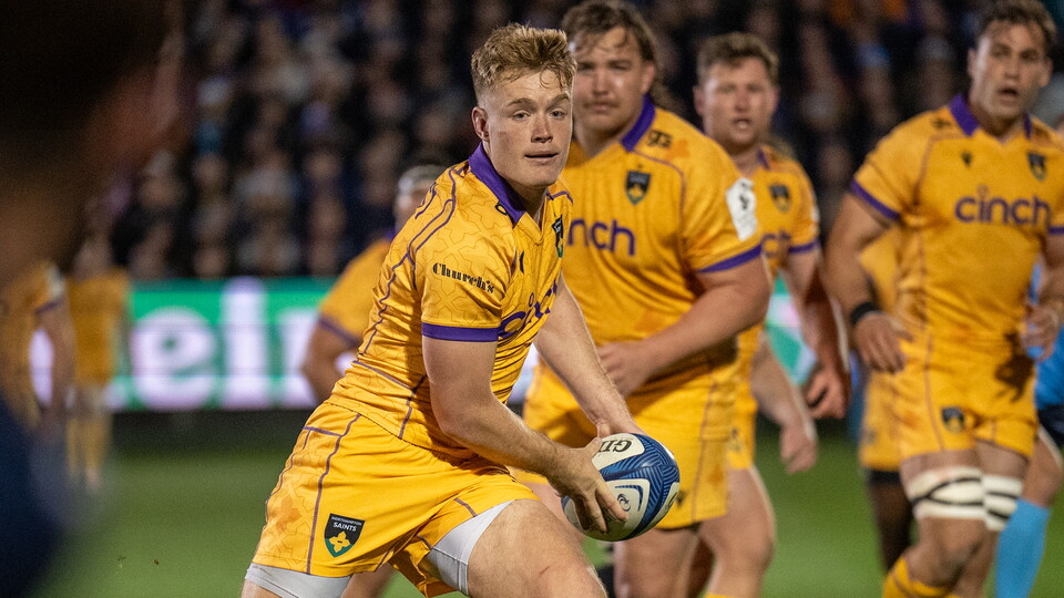 Fin Smith of Northampton Saints.