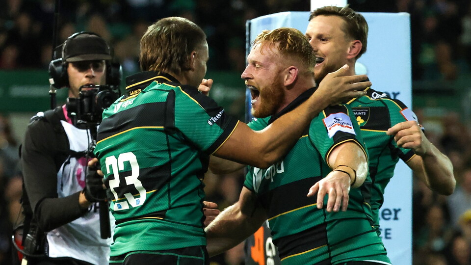 Northampton Saints celebrate a try